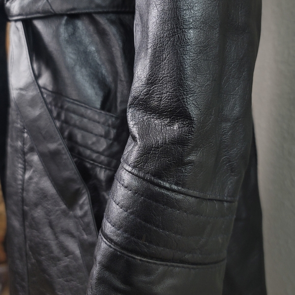70s Bermans Black Leather Trench Coat with Pockets & Belt Size S - Picture 7 of 10